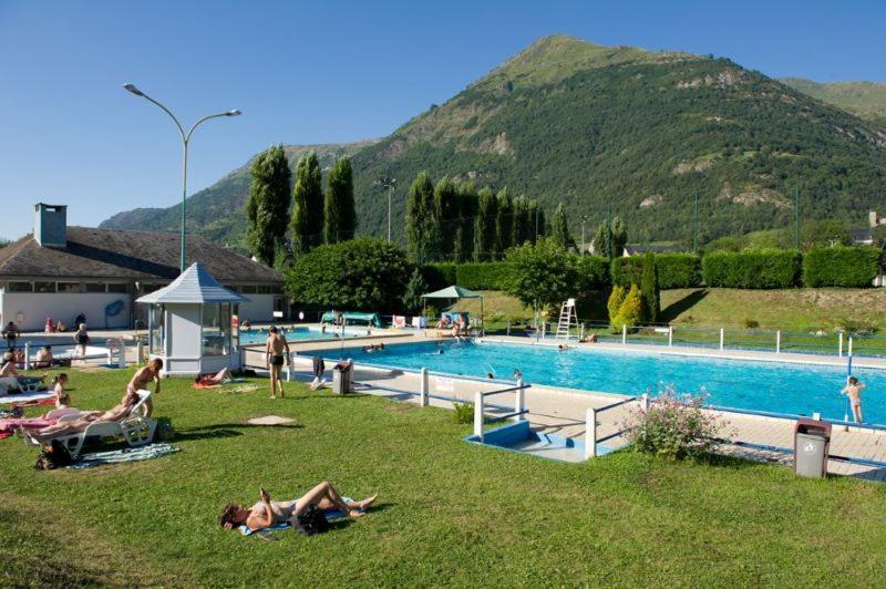 Apartment Luz St Sauveur, 3 Personnes, Superbe Vue Montagne, Expose Sud, Tres Calme
