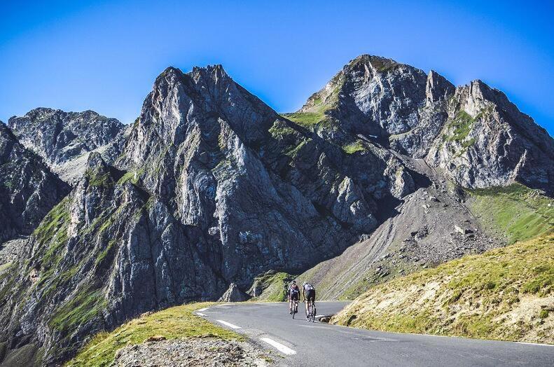 Luz St Sauveur, 3 Personnes, Superbe Vue Montagne, Expose Sud, Tres Calme *